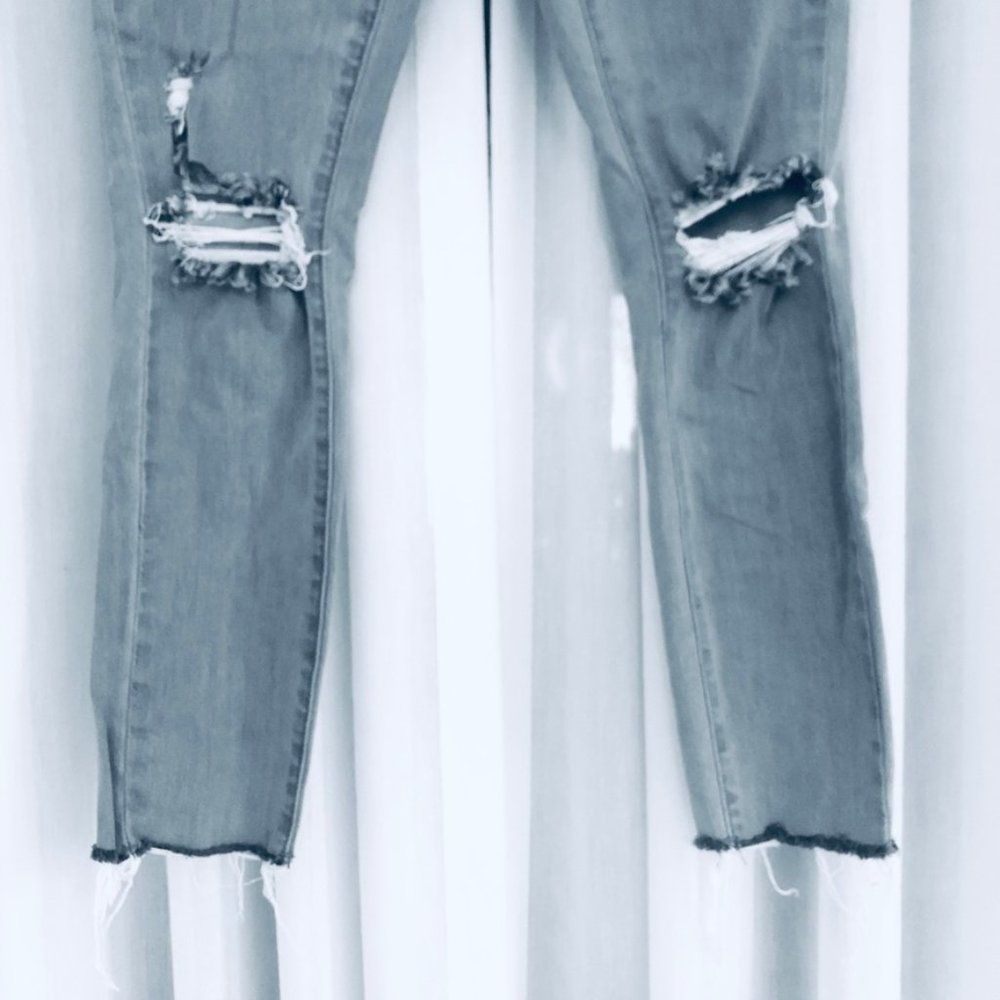 PacSun Ripped Jeggings - Picture 3 of 4